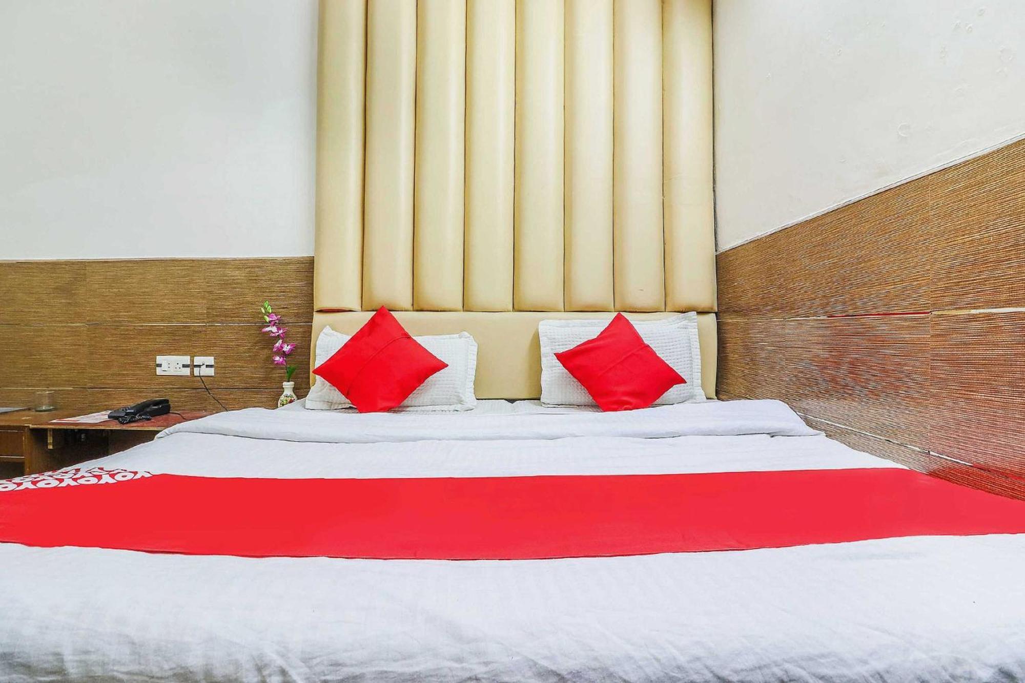 Hotel O Prem Chunaria Moradabad Exteriör bild