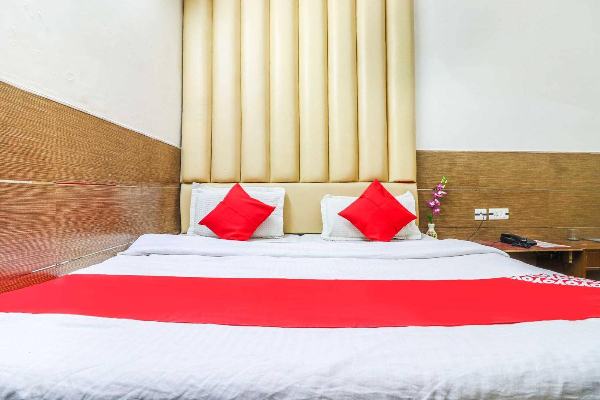 Hotel O Prem Chunaria Moradabad Exteriör bild