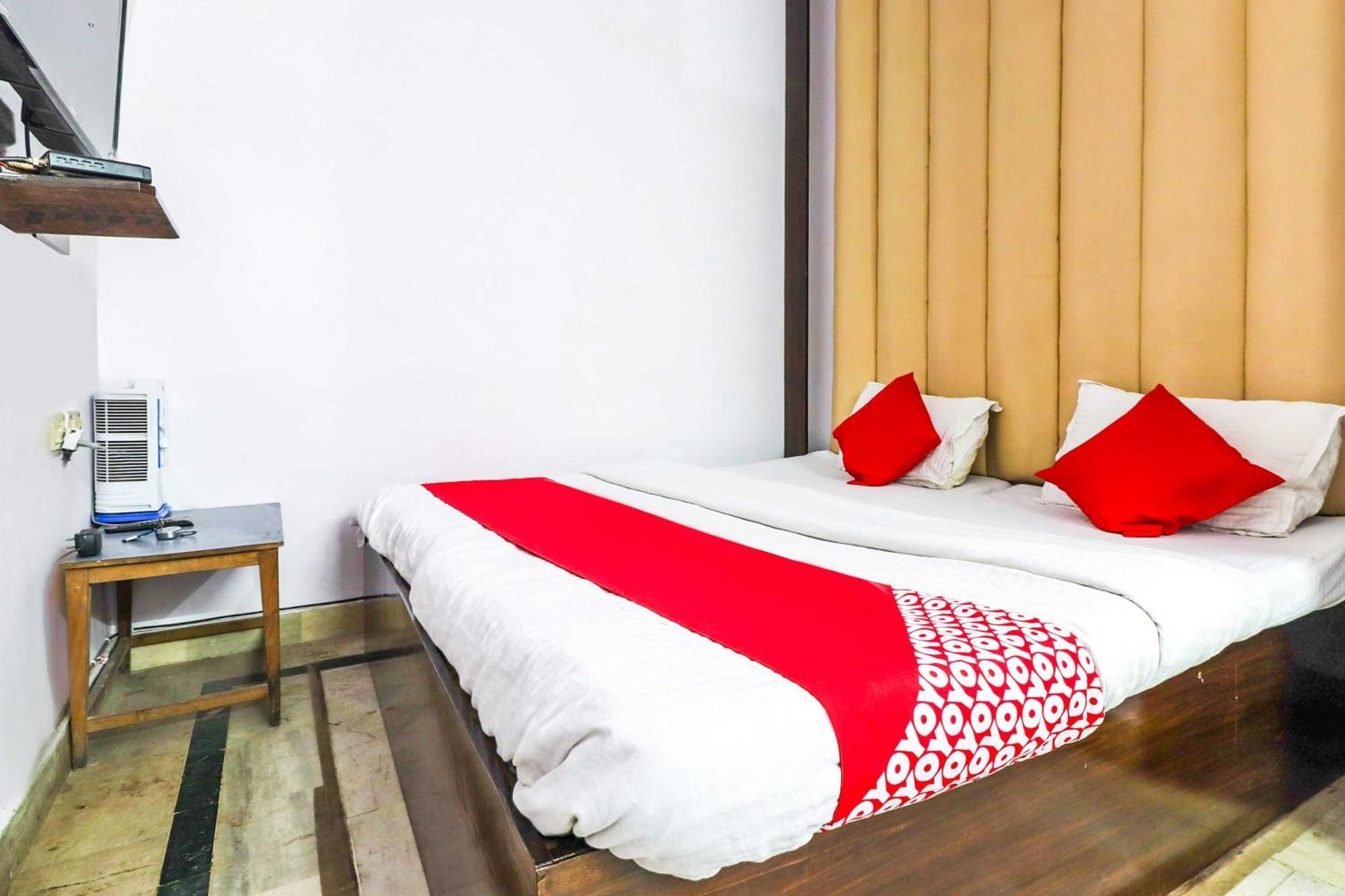 Hotel O Prem Chunaria Moradabad Exteriör bild