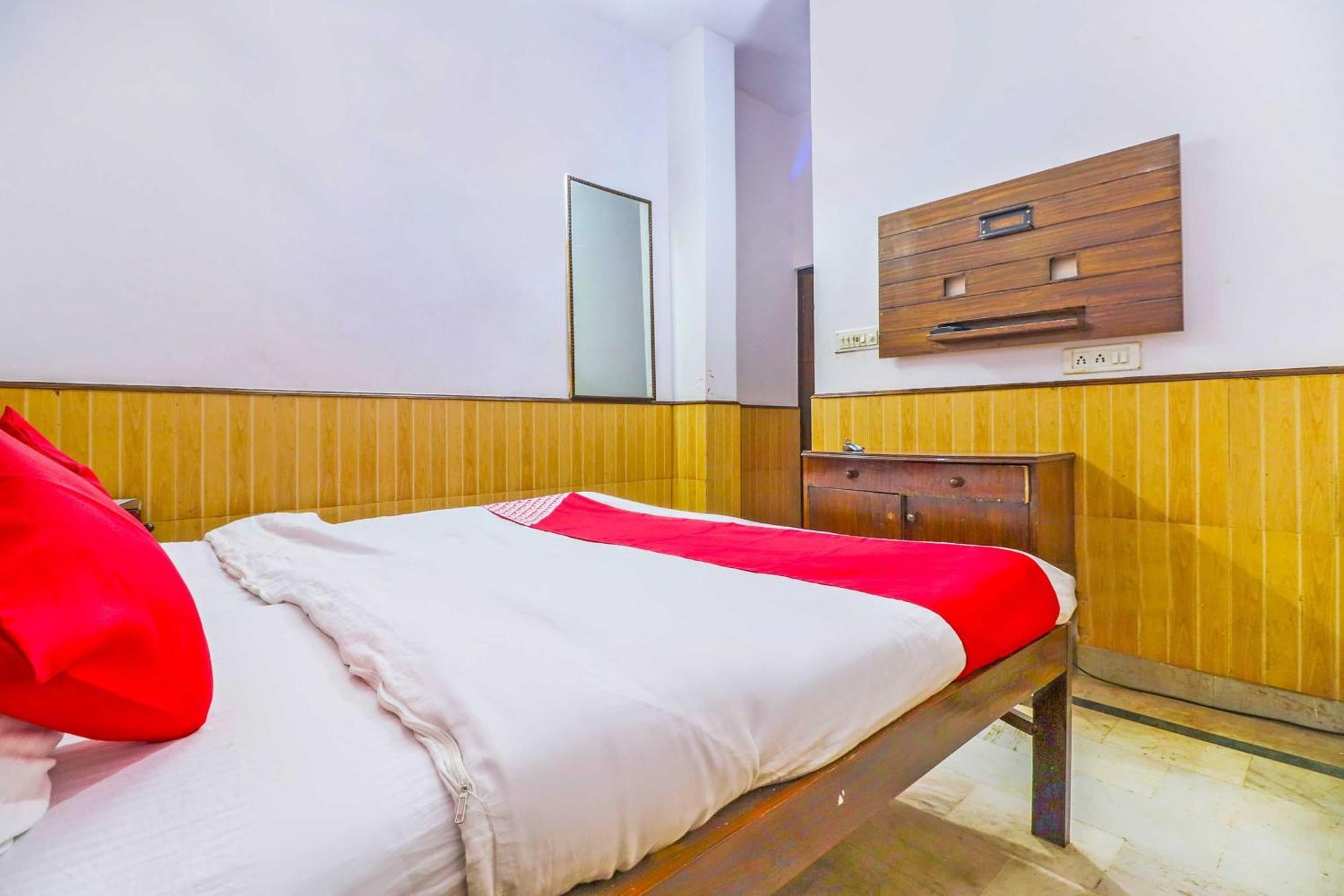 Hotel O Prem Chunaria Moradabad Exteriör bild